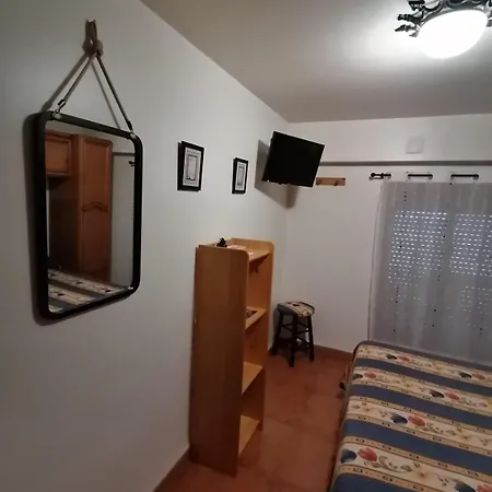 Casa rural El Castillejo De *